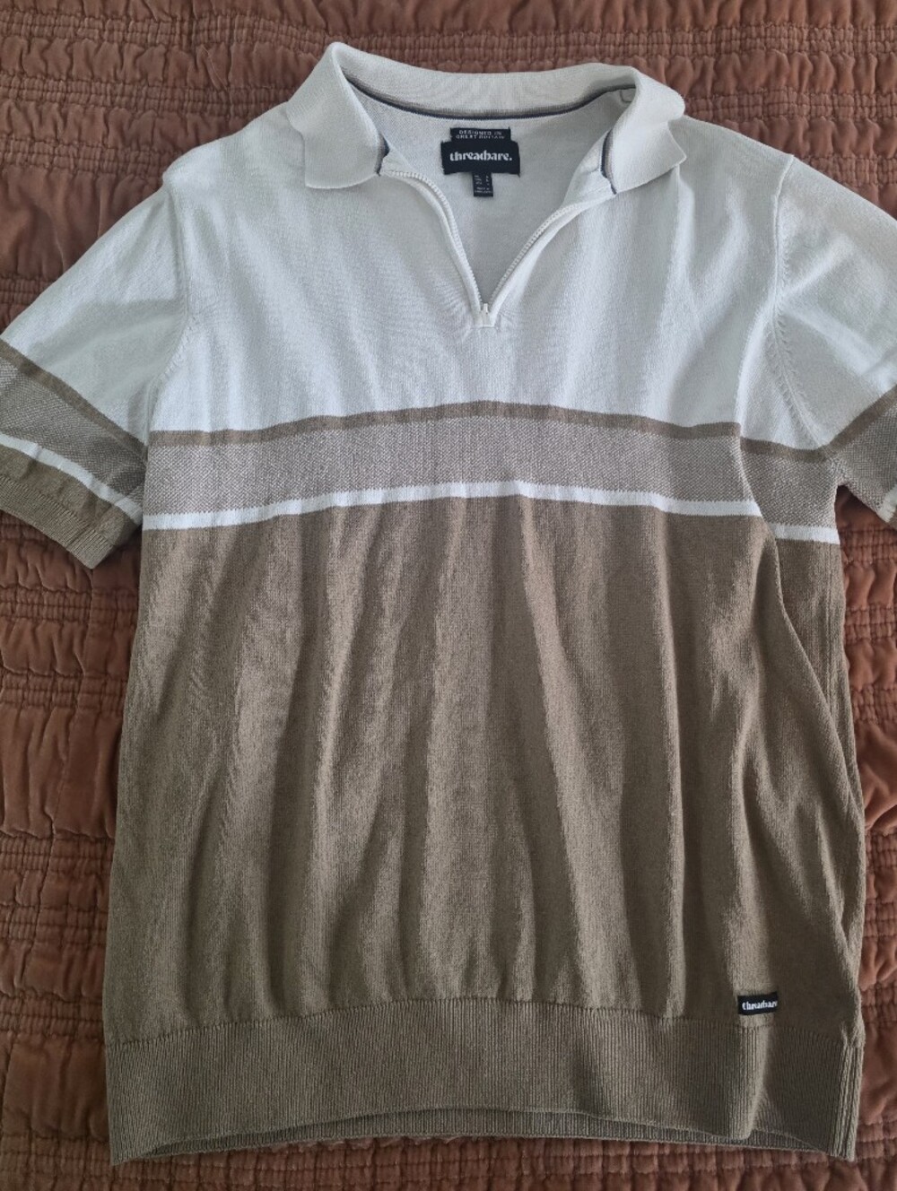 Threadbare Men's V-Neck Short-Sleeve Sweater in Cream and Tan
